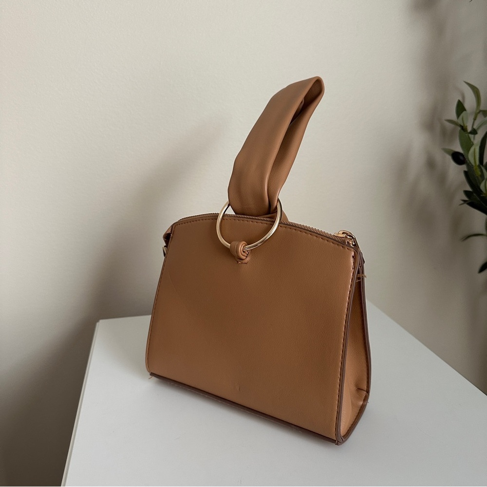 A New Day Knot Handbag - Picture 5 of 7